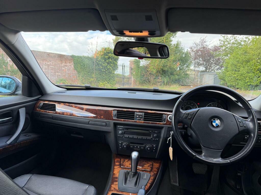 BMW 3 Series Estate 3.0 Green #28
