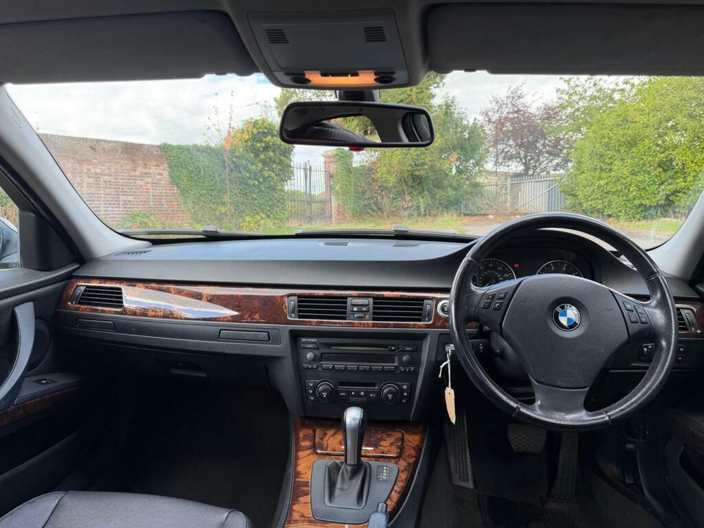 BMW 3 Series Estate 3.0 Green #24