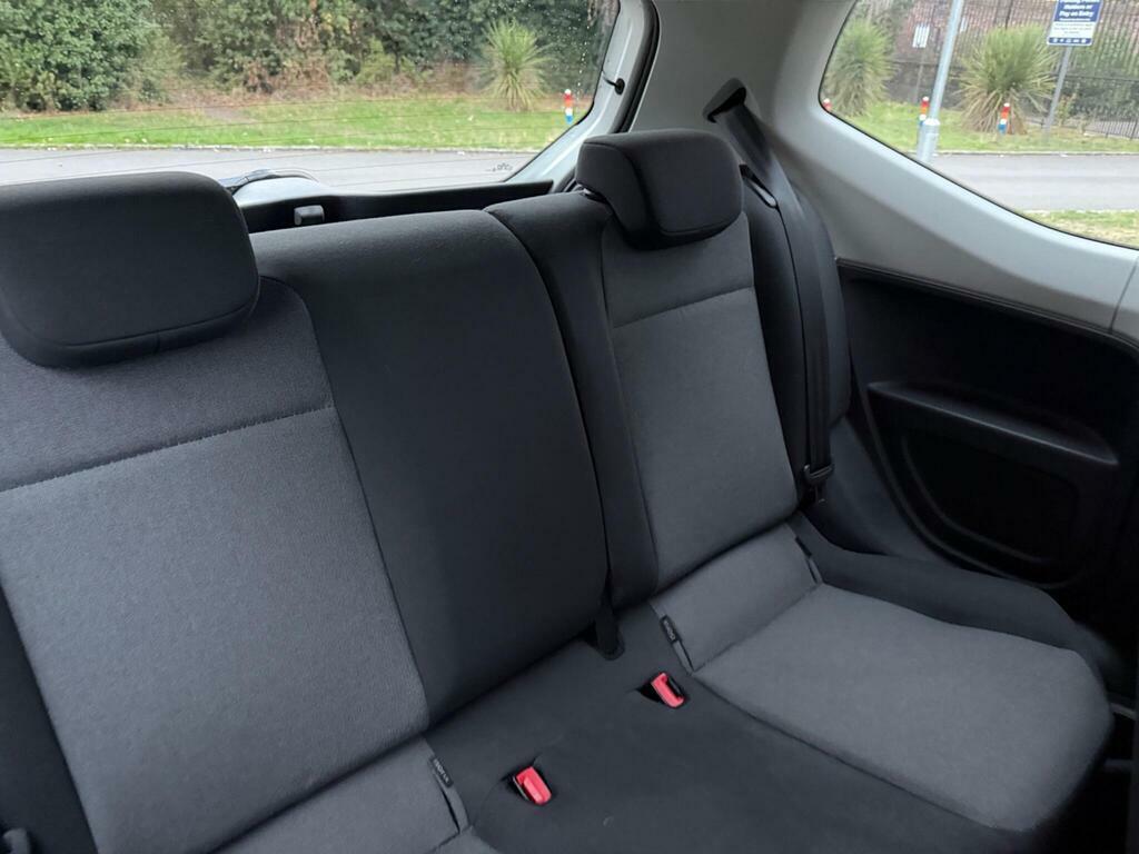 Volkswagen Up 1.0 High Up 74 Bhp Silver #30