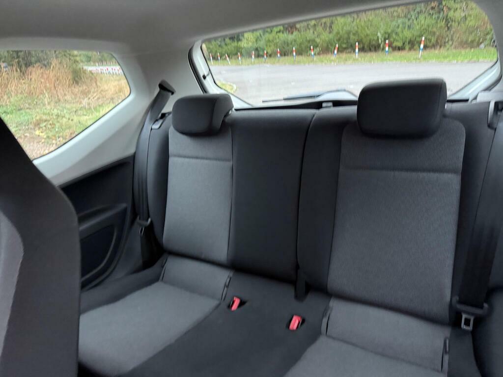 Volkswagen Up 1.0 High Up 74 Bhp Silver #18