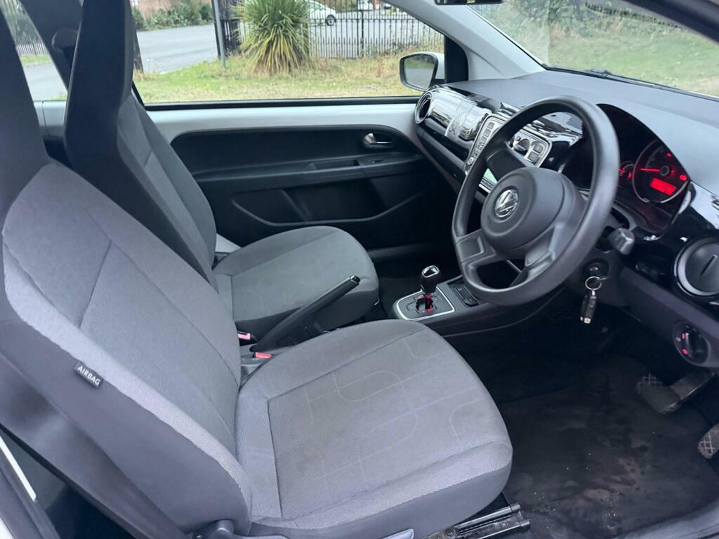 Volkswagen Up 1.0 High Up 74 Bhp Silver #25
