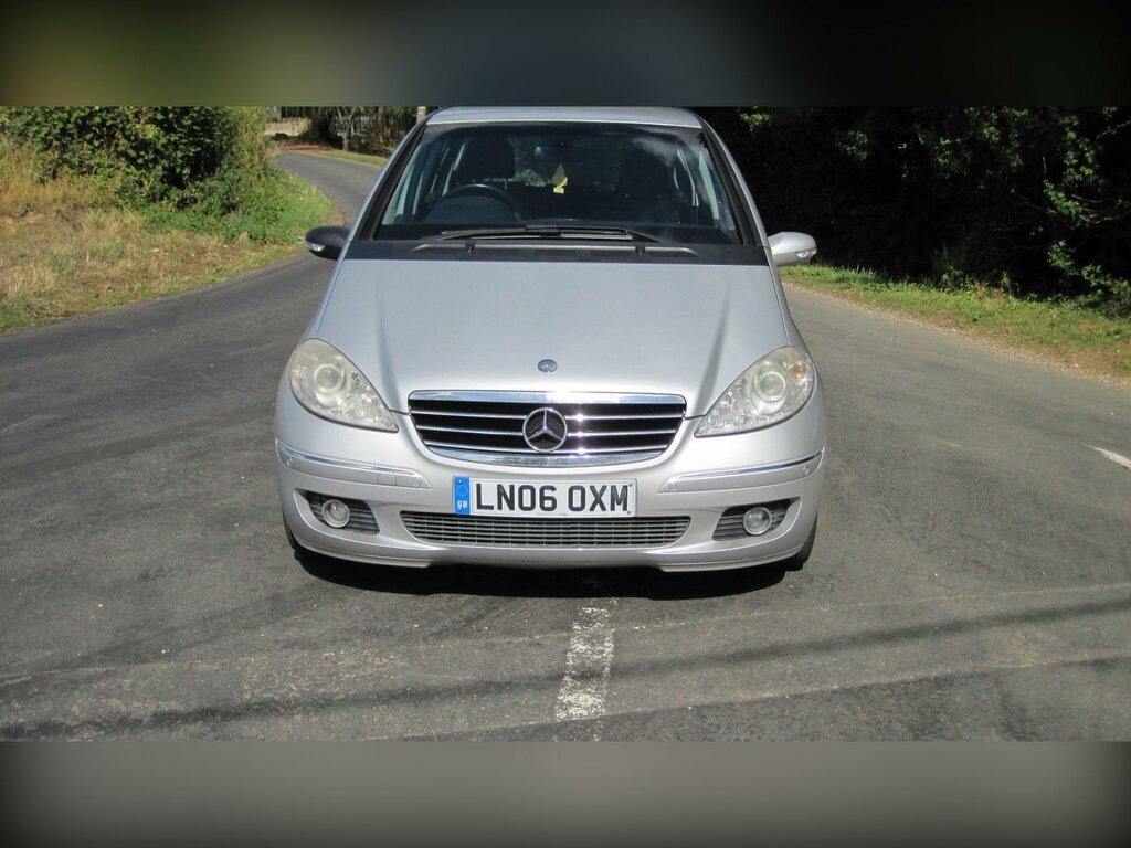 Mercedes-Benz A Class 1.5 A150 Special Edition Cvt Black #24