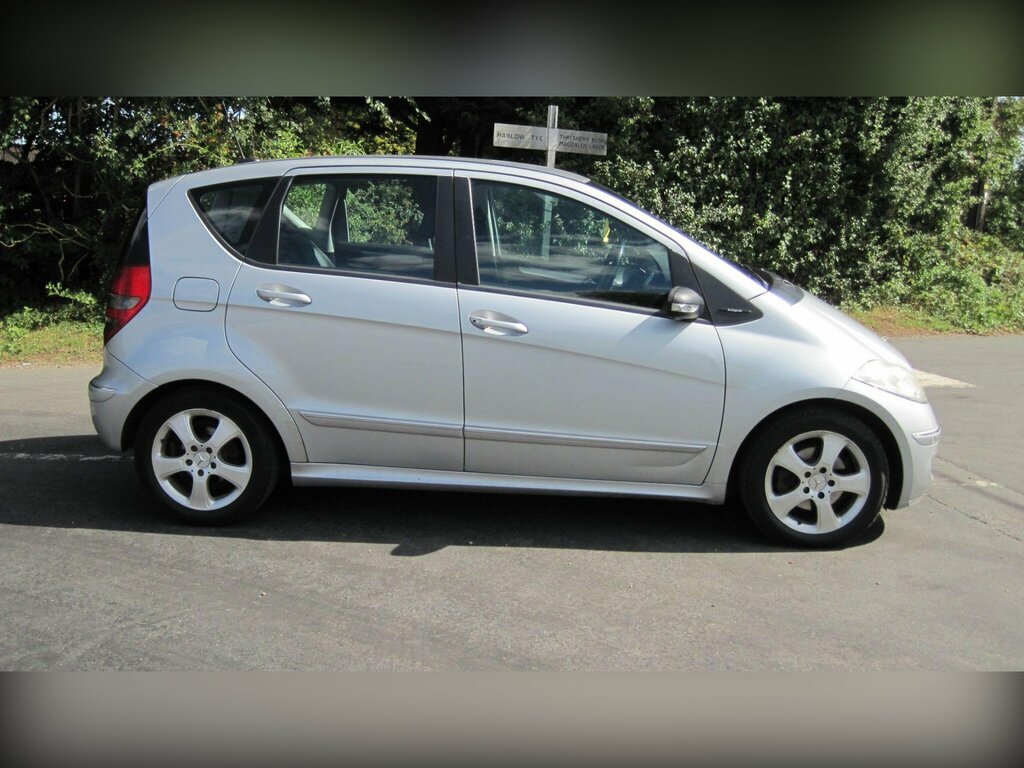 Mercedes-Benz A Class 1.5 A150 Special Edition Cvt Black #38