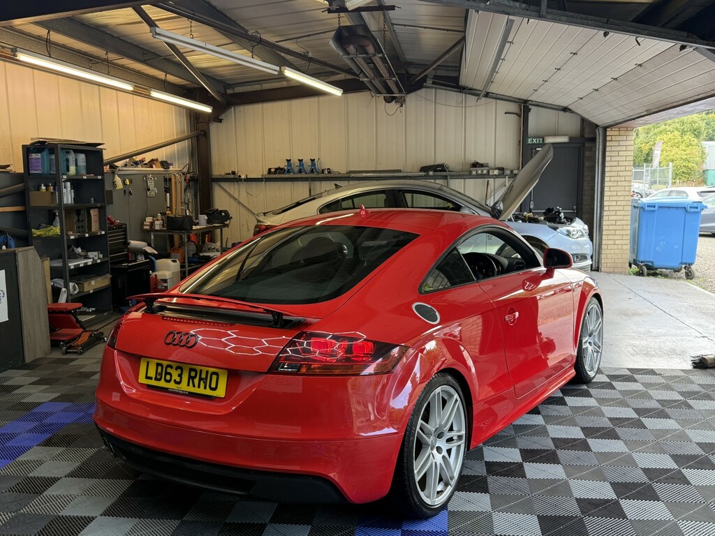 Audi TT 2.0 Tdi S Line Red #5