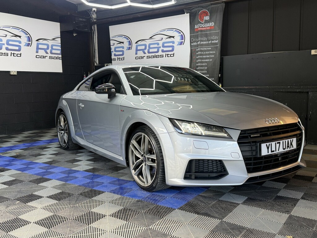 Audi TT 2.0 Tdi Black Edition Silver #2