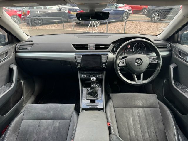 Skoda Superb 2016 1.6 Tdi Greenline Se Technology Estate Di Grey #3
