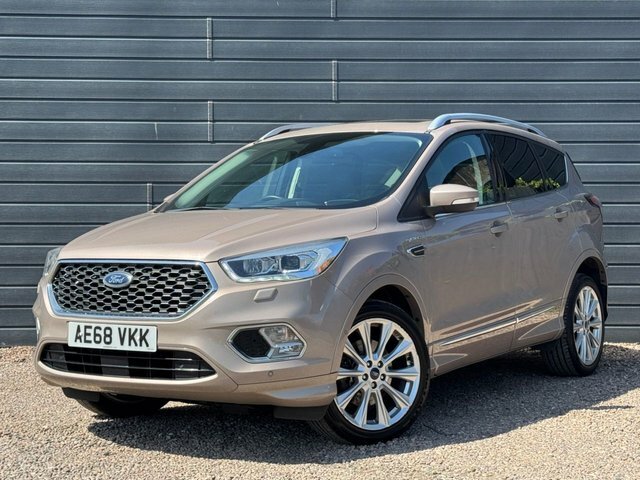 Ford Kuga 1.5 Tdci Vignale Suv Brown #3
