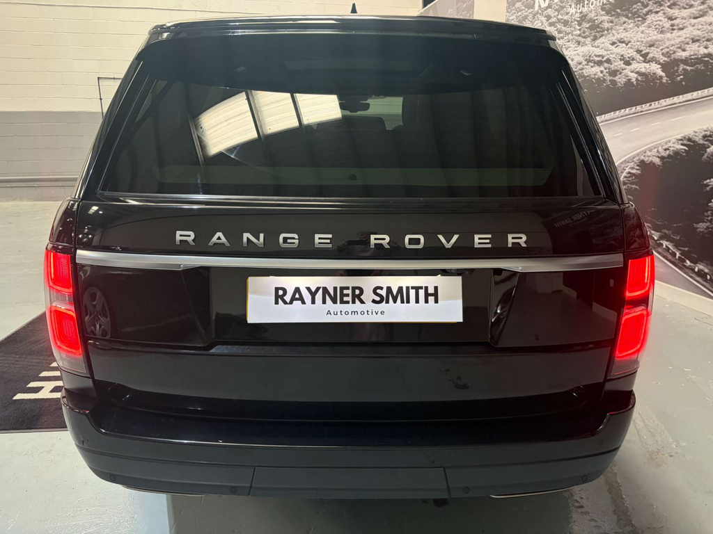Land Rover Range Rover 2.0 P400e Vogue Se Black #7