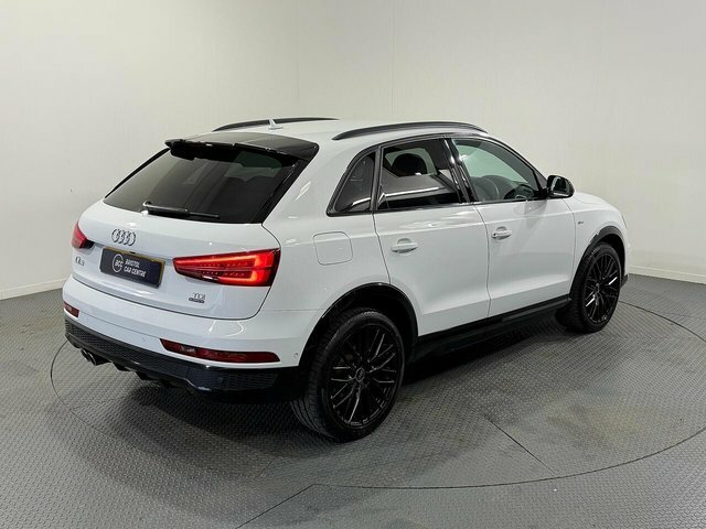 Audi Q3 2017 2.0 Tdi Black Edition Suv S Tronic Black #2