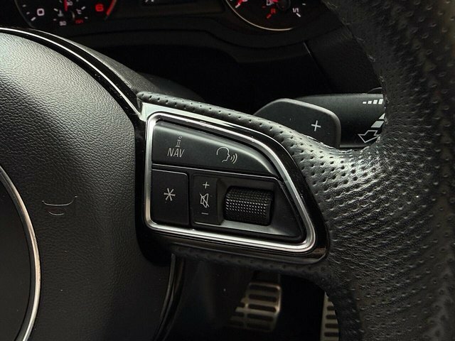 Audi Q3 S Line Edition 2.0 Tdi Quattro 150 Ps S Tronic White #20