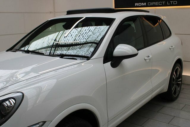 Porsche Cayenne Suv White #4