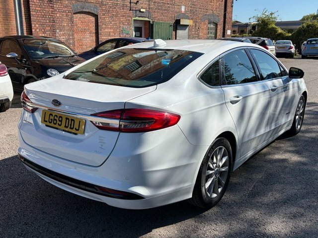 Ford Mondeo Saloon White #2