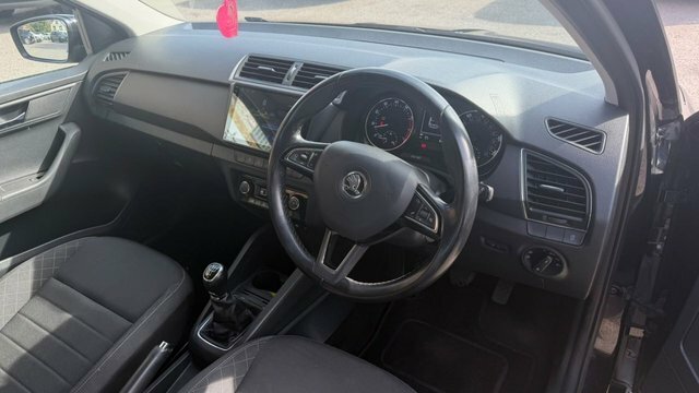 Skoda Fabia S Mpi 5-Door Silver #5