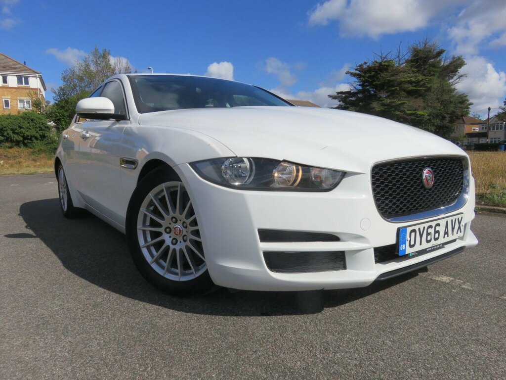 Jaguar XE 2.0D Prestige Euro 6 Ss  #8