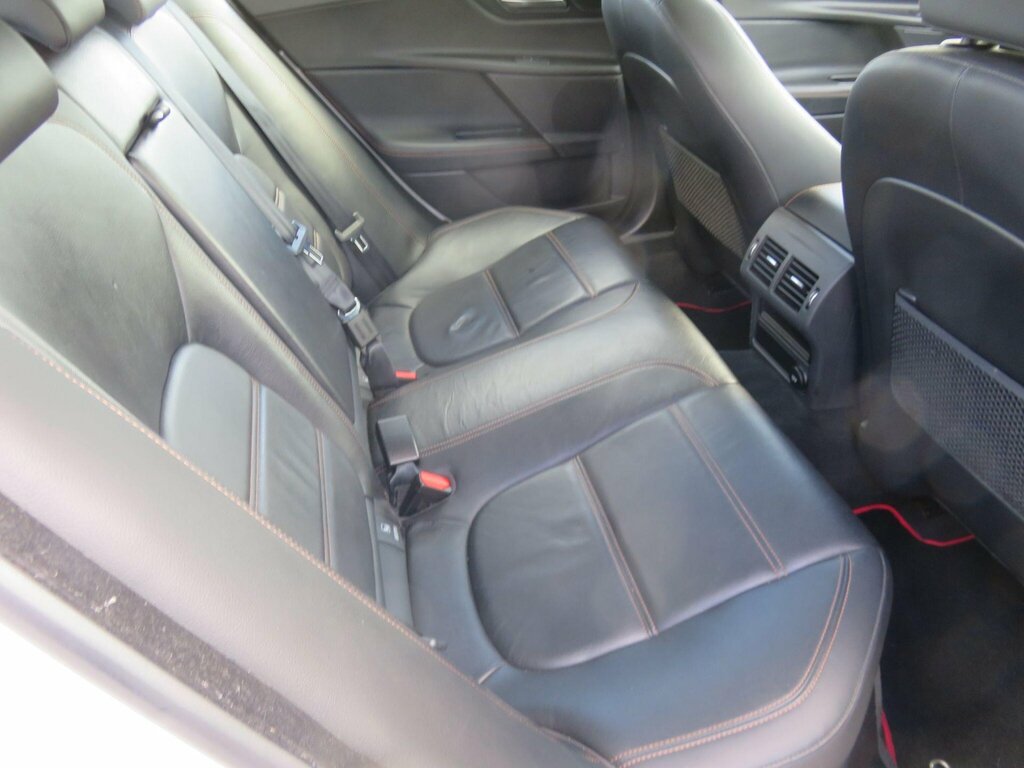 Jaguar XE 2.0D Prestige Euro 6 Ss  #43