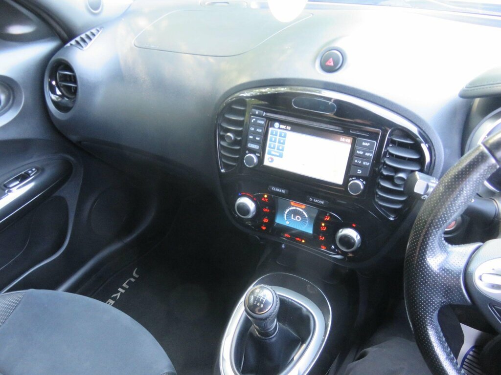 Nissan Juke 1.2 Dig-t Tekna 2016 Black #24