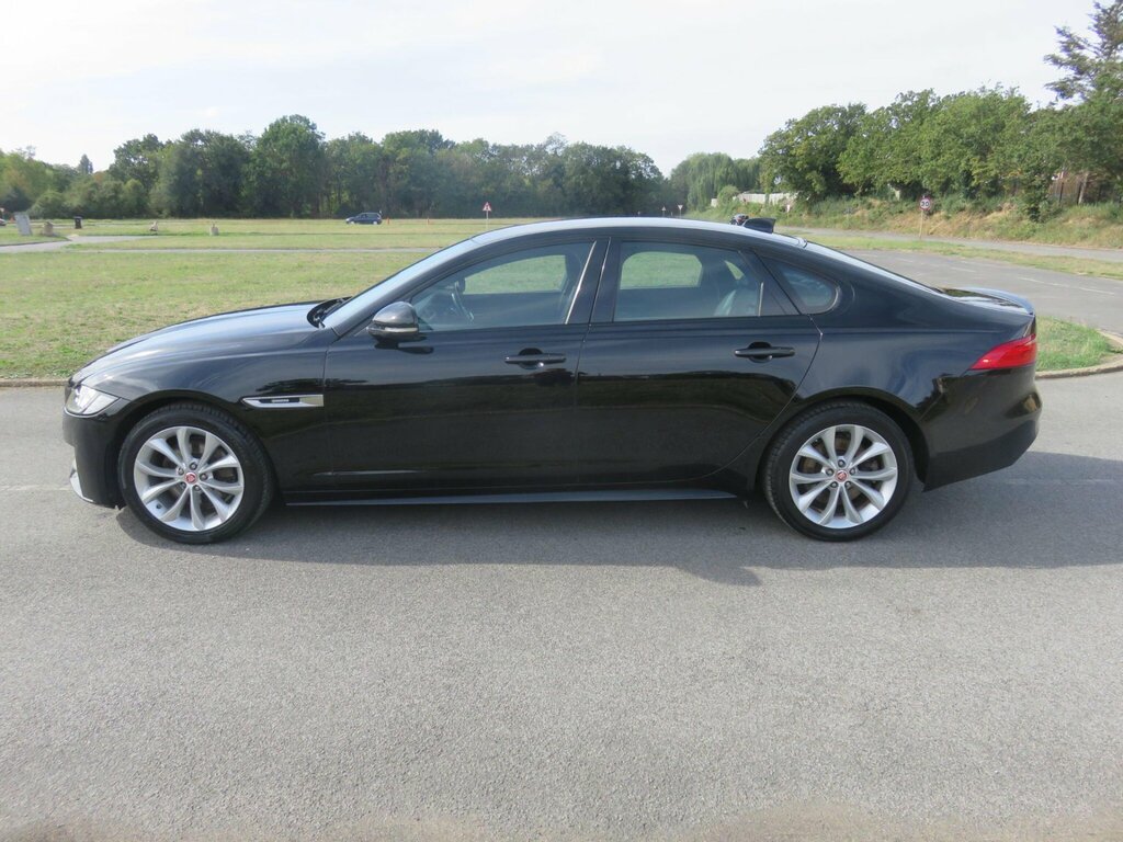 Jaguar XF 2.0D R-sport Red #15