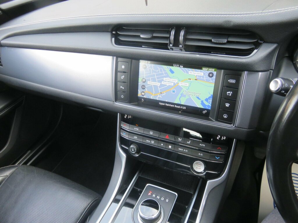 Jaguar XF 2.0D R-sport Red #27