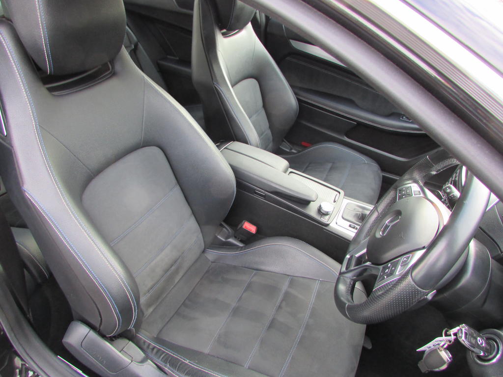 Mercedes-Benz C Class C220 Cdi Sport Edition Black #6