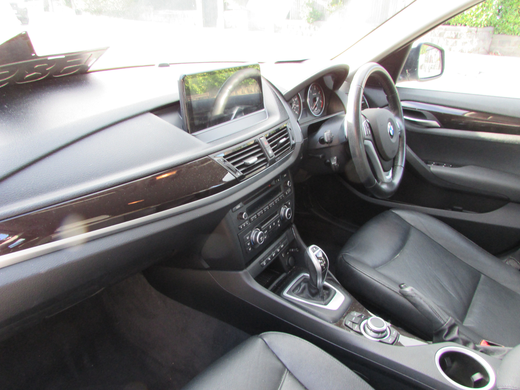 BMW X1 Xdrive20d Xline White #5