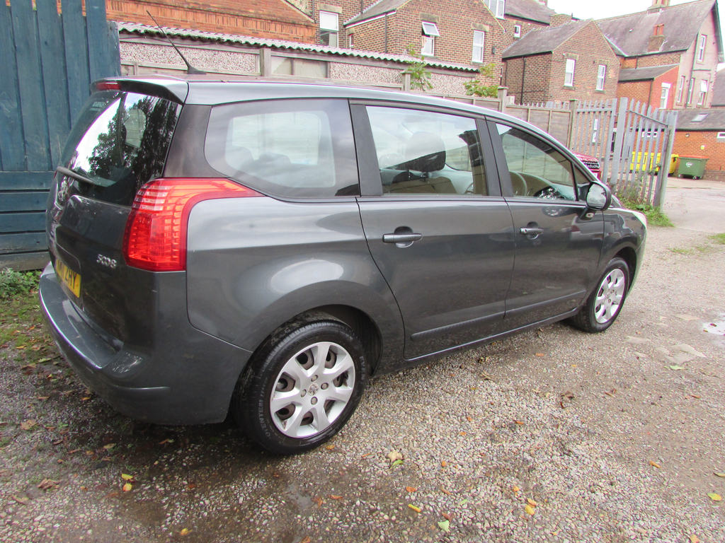Peugeot 5008 Hdi Active Grey #3