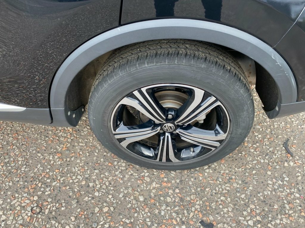 MG ZS 1.0T Gdi Exclusive Dct Black #24