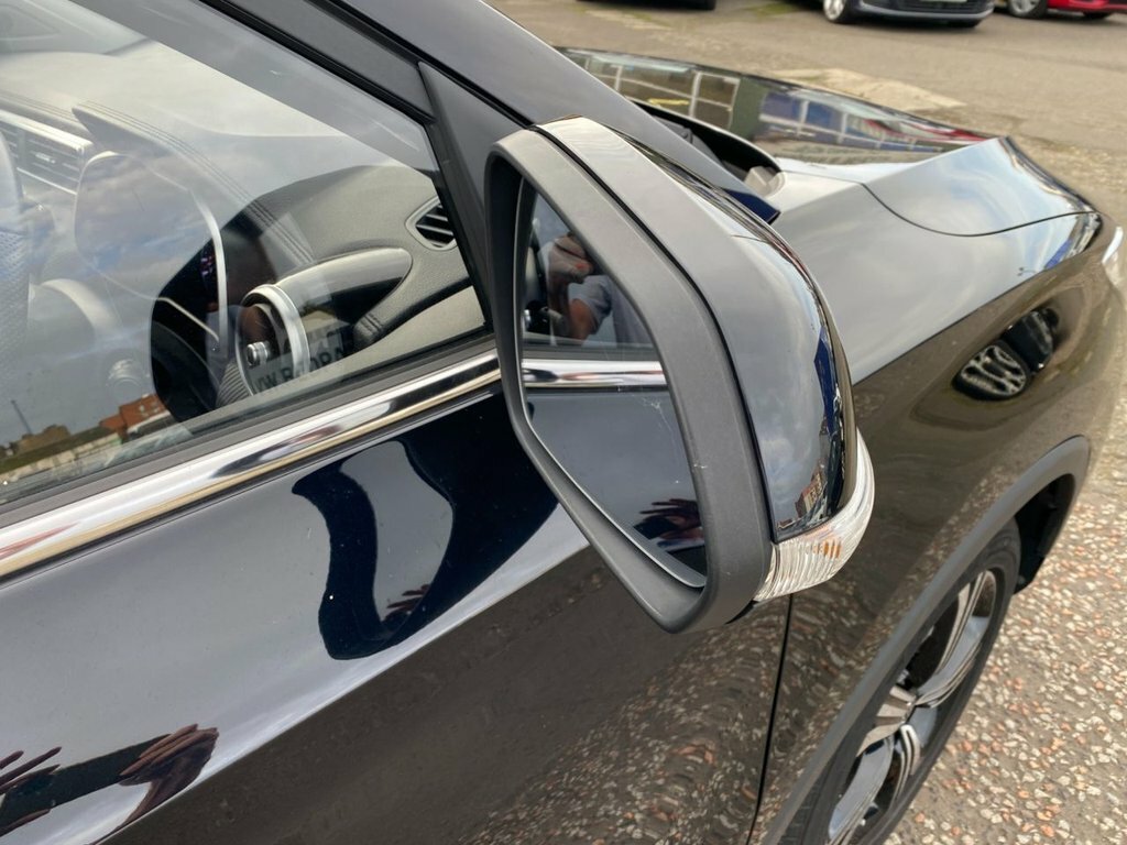 MG ZS 1.0T Gdi Exclusive Dct Black #20