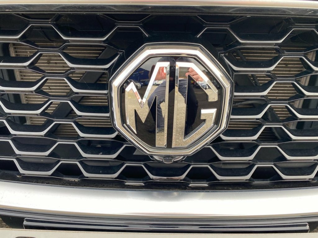 MG ZS 1.0T Gdi Exclusive Dct Black #17