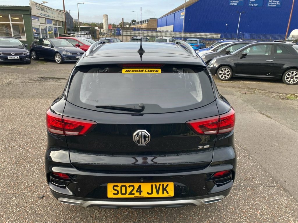 MG ZS 1.0T Gdi Exclusive Dct Black #11