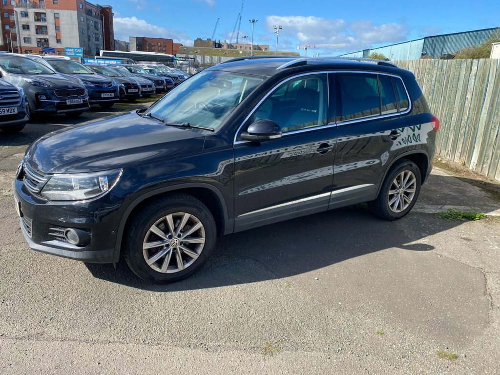 Volkswagen Tiguan 2.0 Tdi Bluemotion Tech White #4