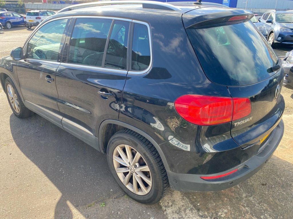 Volkswagen Tiguan 2.0 Tdi Bluemotion Tech White #5