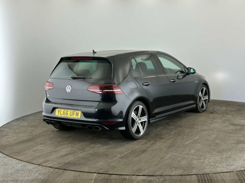 Volkswagen Golf 2017 66 2.0 YL66UFM Black #4