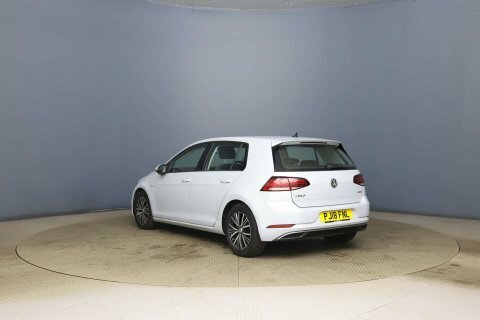 Volkswagen Golf 2018 2.0 R Tsi Dsg 306 Bhp Blue #5
