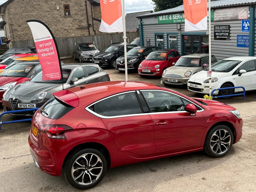 DS DS 4 1.2 Puretech Prestige Hatchback Red #4