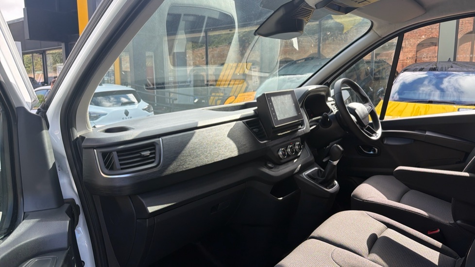 Renault Trafic Renault Trafic Sl30 90Kw 52Kwh Advance Van White #6