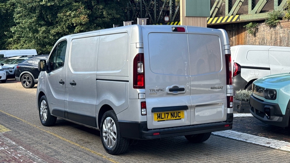 Renault Trafic 1.6 Dci Energy 27 Sport Nav Swb Standard Roof Euro #3