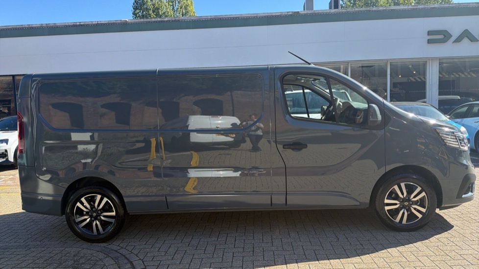 Renault Trafic Renault Trafic Ll30 Blue Dci 170 Extra Sport Van E Grey #2
