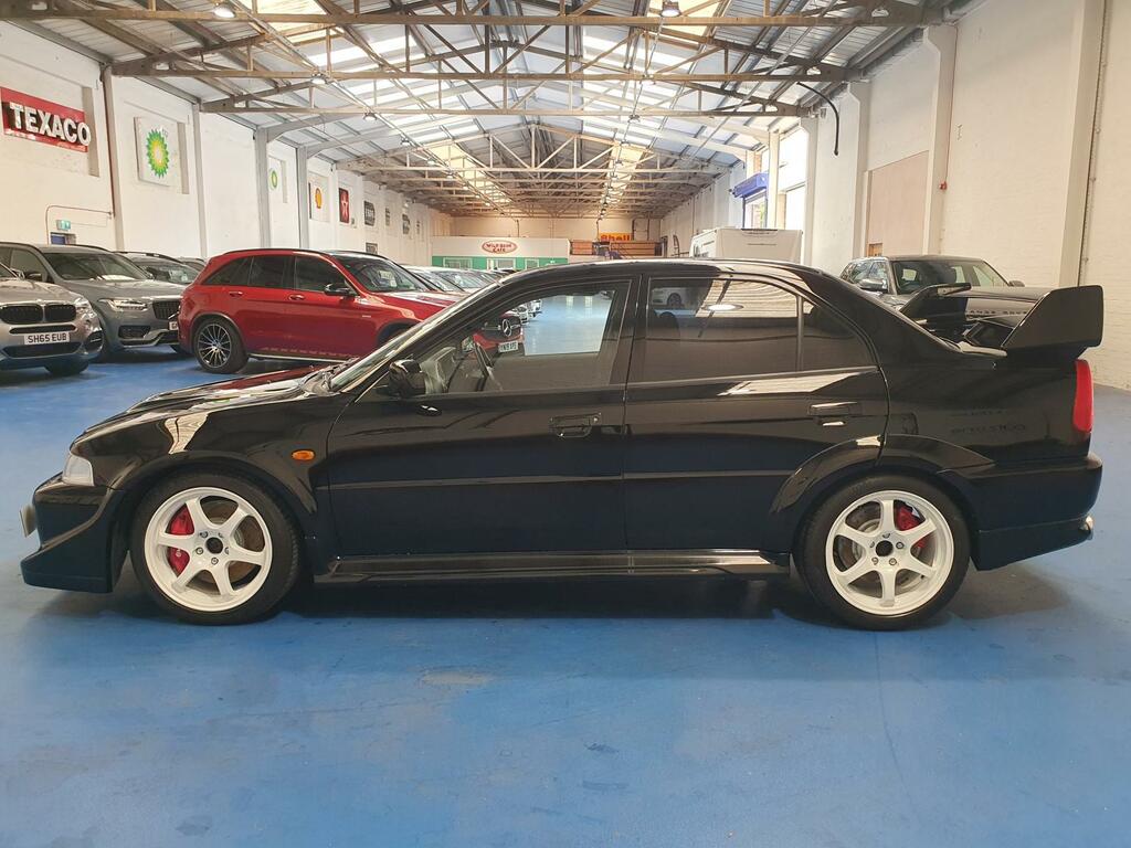 Mitsubishi Lancer Saloon #6