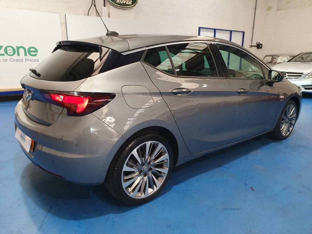 Vauxhall Astra Hatchback #3