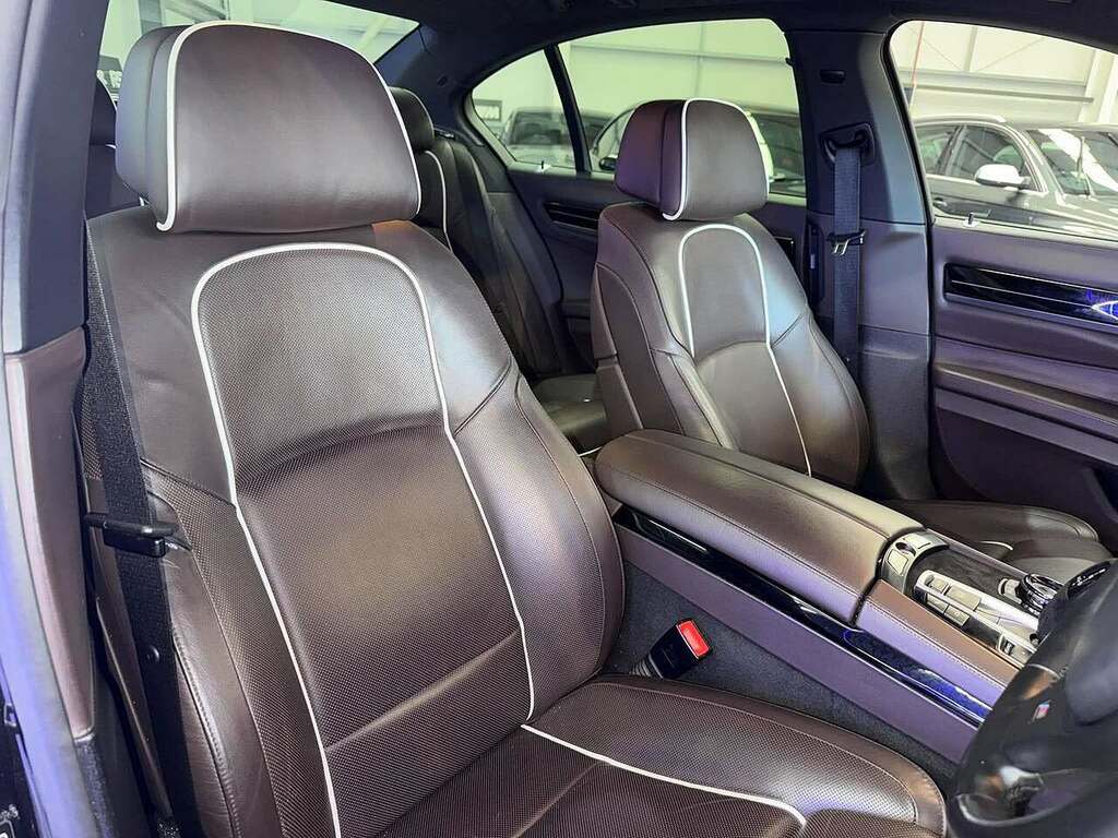 BMW 7 Series 740D M Sport Exclusive Black #6