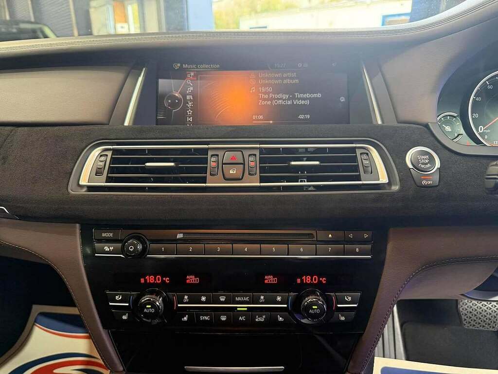 BMW 7 Series M Sport Exclusive Black #17