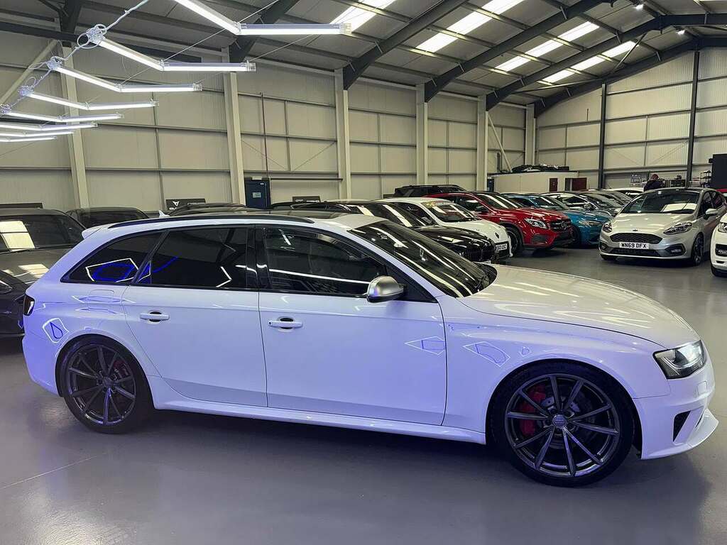 Audi RS4 Avant Estate 4.2 Fsi V8 Black #17
