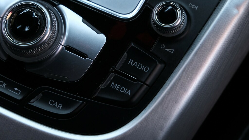 Audi Q5 2L S Line Plus Grey #54