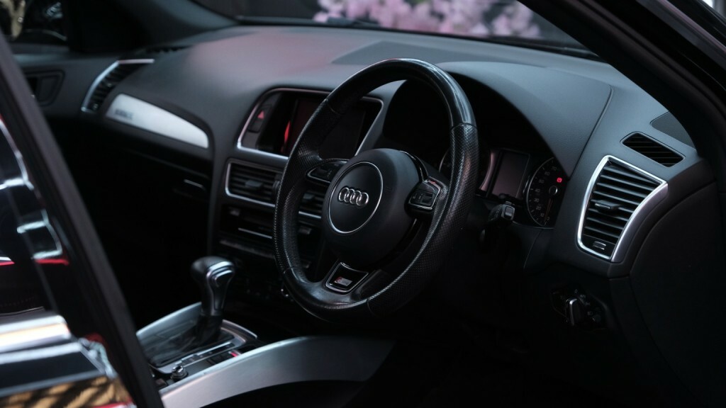 Audi Q5 2L S Line Plus Grey #74