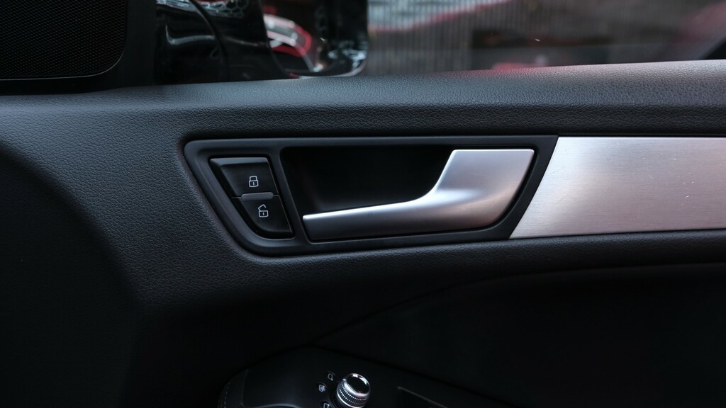 Audi Q5 2L S Line Plus Grey #45