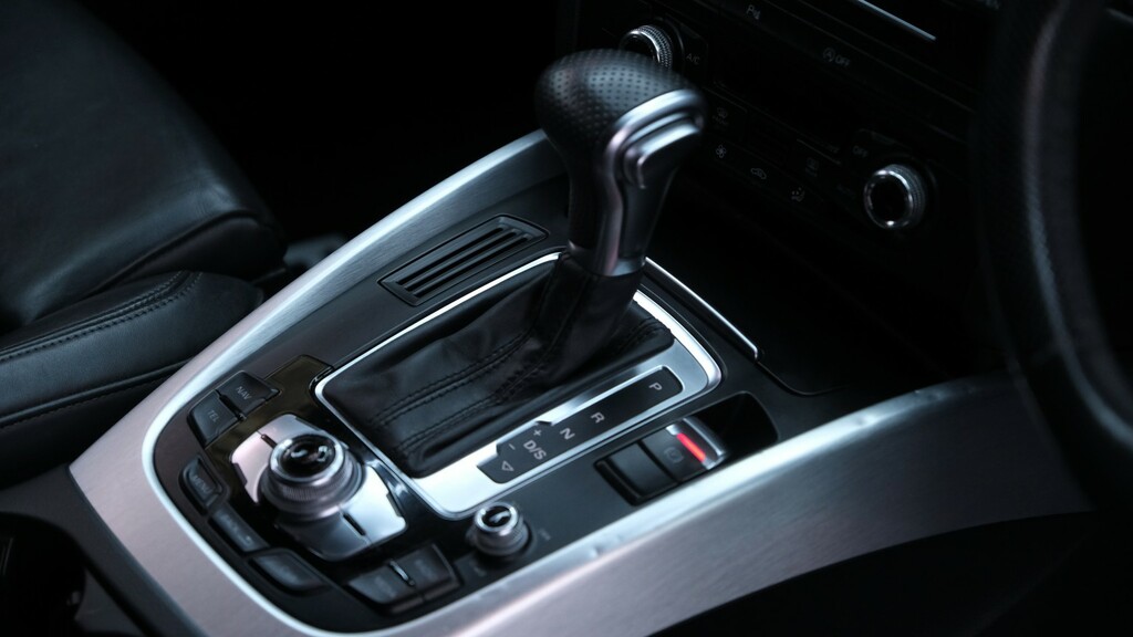 Audi Q5 2L S Line Plus Grey #50