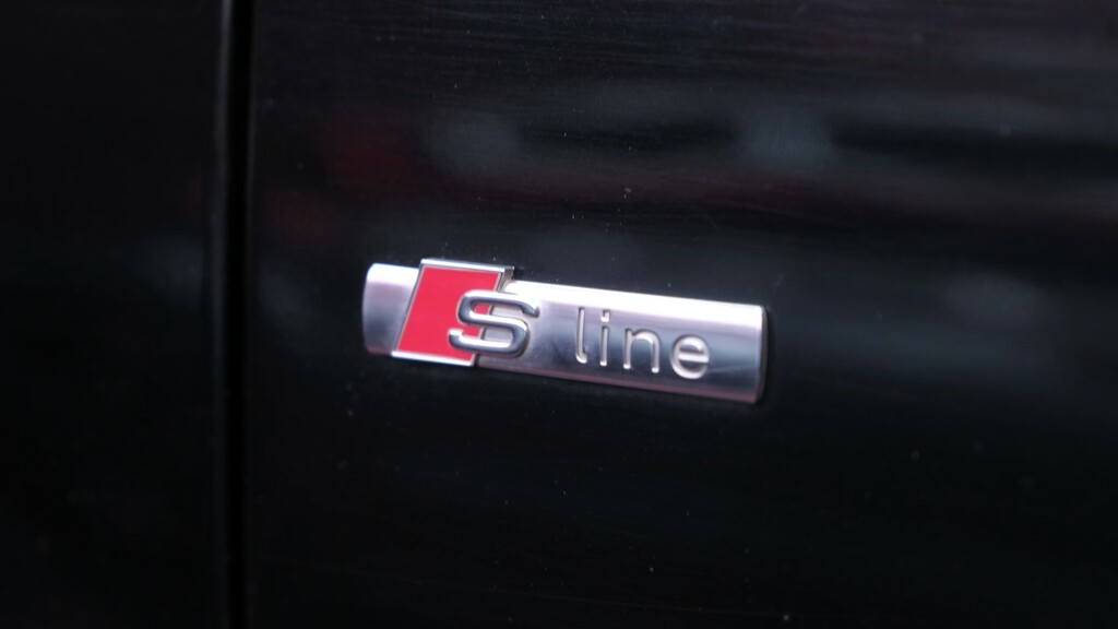 Audi Q5 2L S Line Plus Grey #31