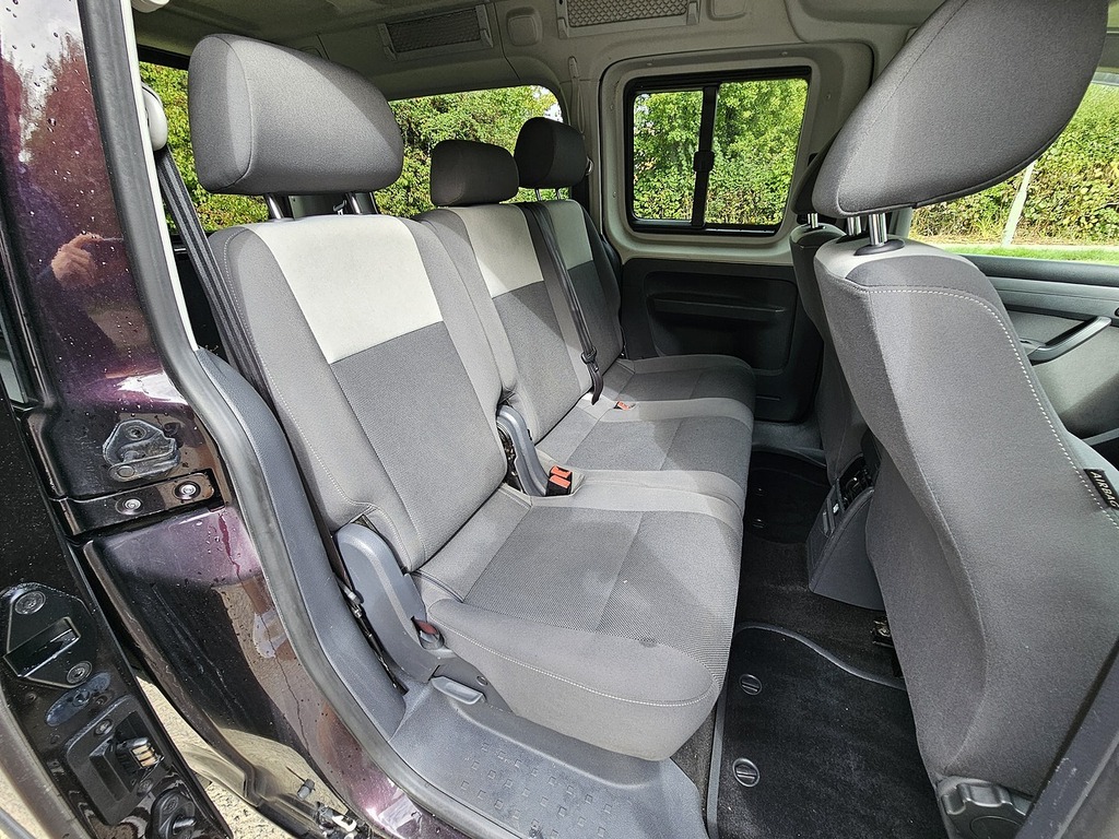 Volkswagen Caddy Maxi Life Mpv Blue #13