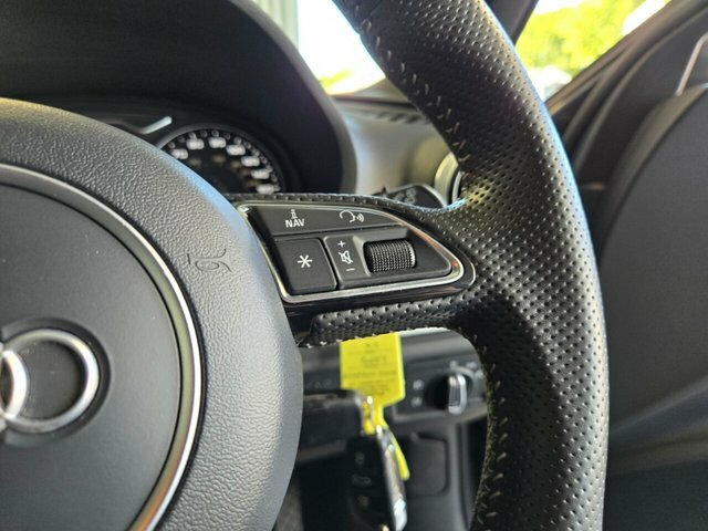 Audi A3 1.4 Tfsi Se Sportback Euro 5 S S Red #10