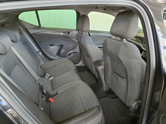 Vauxhall Astra 1.4T 16V 150 Sri Nav Red #19